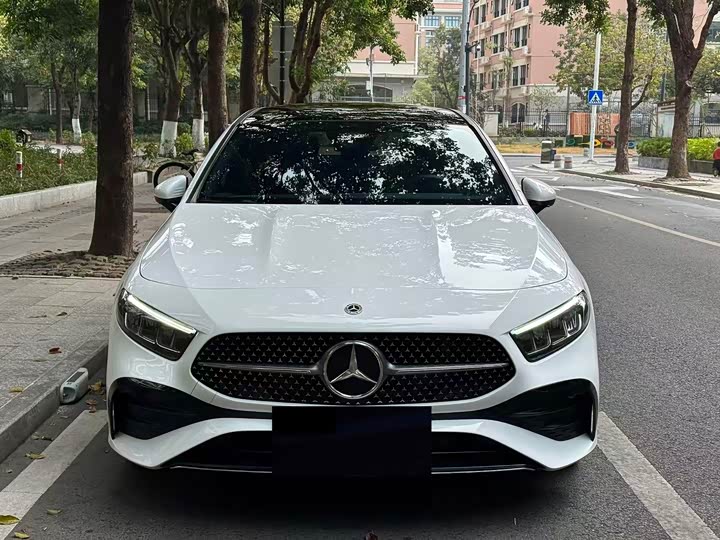 Фото 2 - Mercedes-Benz A-Class