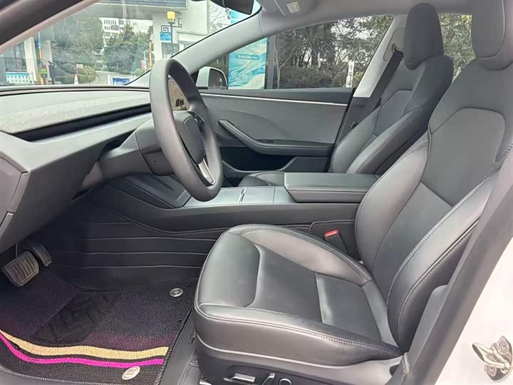 Фото 7 - Tesla Model 3