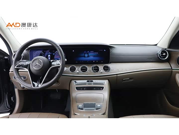 Фото 5 - Mercedes-Benz E-Class Hybrid