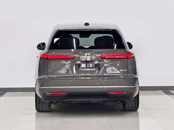 Фото 4 - Nio Onvo L90