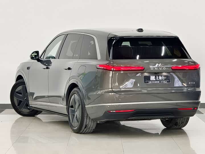 Фото 5 - Nio Onvo L90