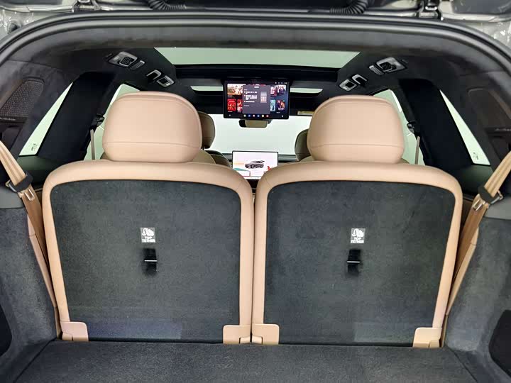 Фото 9 - Nio Onvo L90