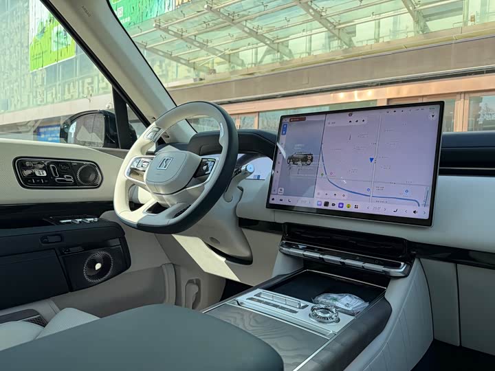 Фото 8 - Zeekr 9X