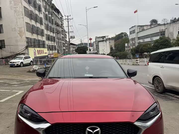 Photo 2 - Mazda CX-4