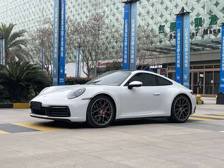 Фото 1 - Porsche 911