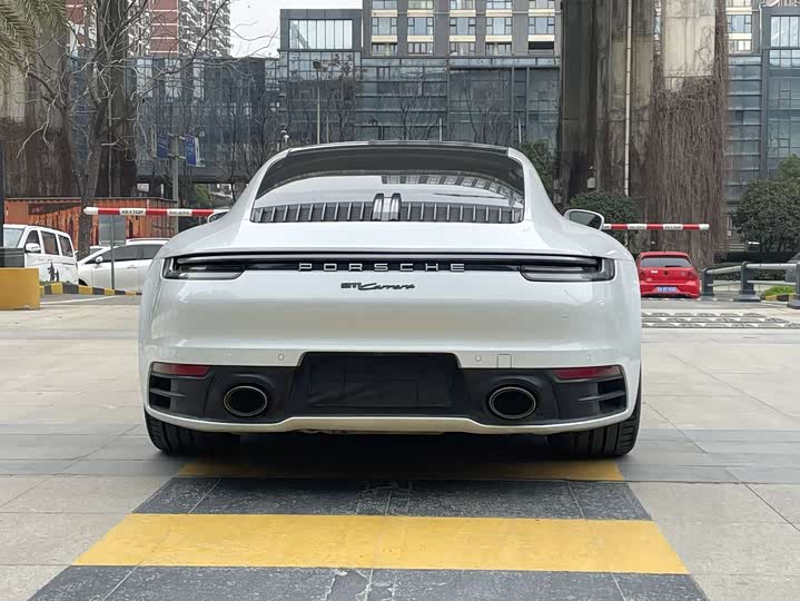 Фото 6 - Porsche 911