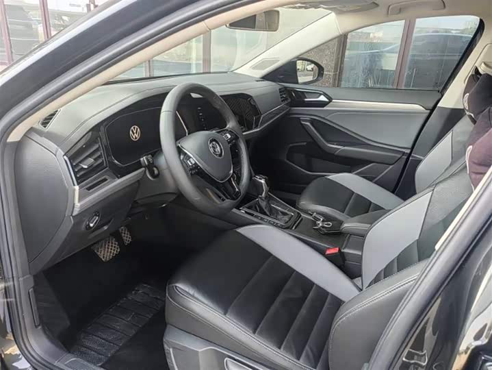 Фото 4 - Volkswagen Sagitar L