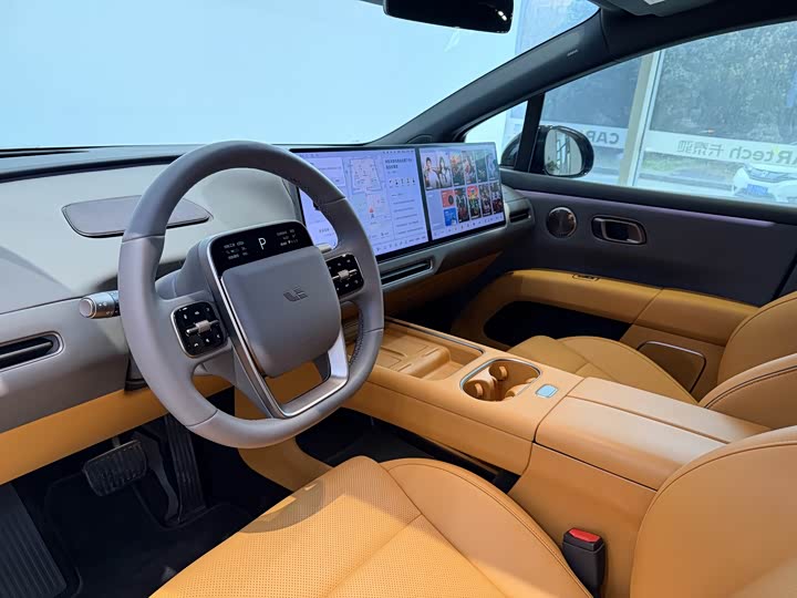 Фото 6 - LiXiang i6