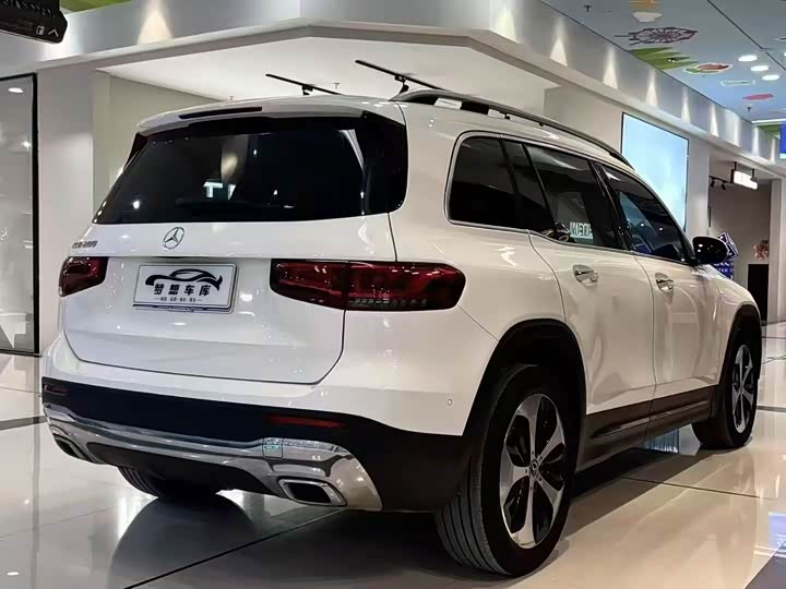 Photo 9 - Mercedes-Benz GLB-Class