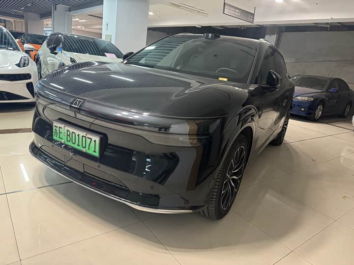 Фото 1 - Zeekr 7X