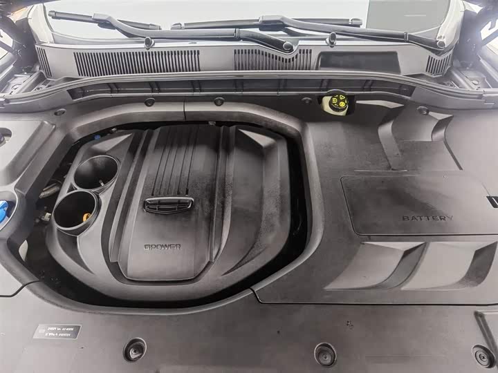 Фото 6 - Geely Atlas