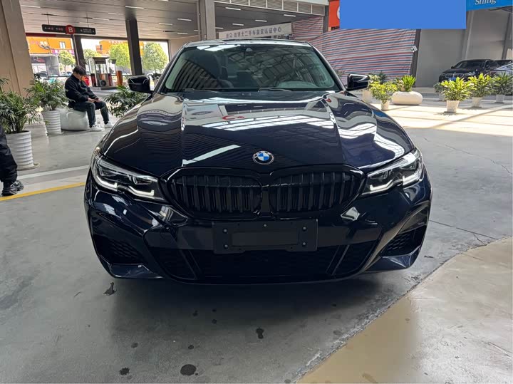 Фото 2 - BMW 3 Series