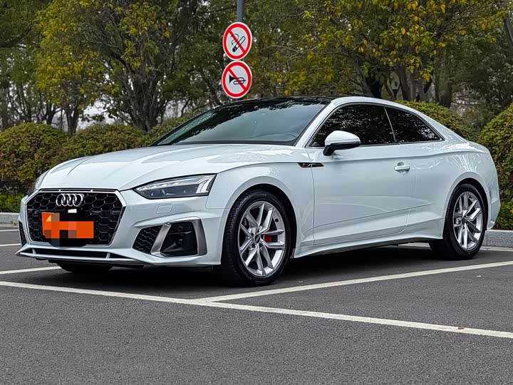 Фото 2 - Audi A5