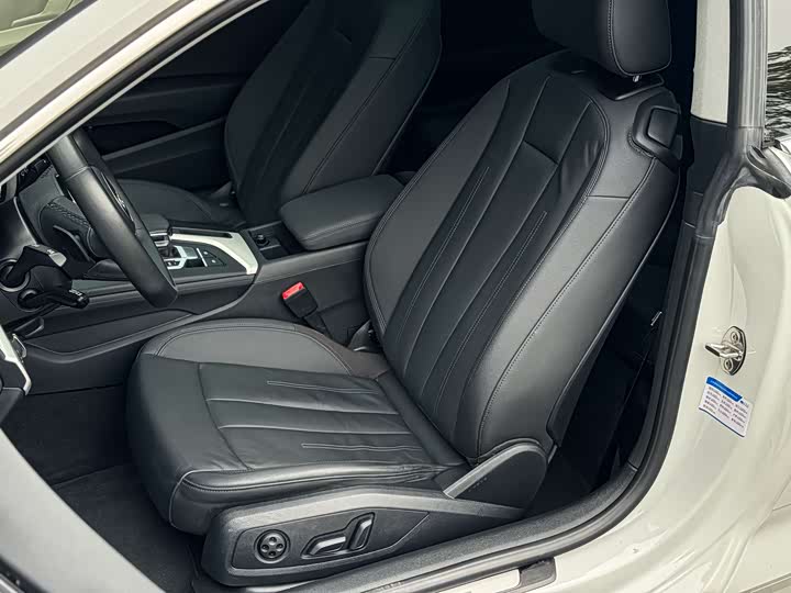 Фото 7 - Audi A5