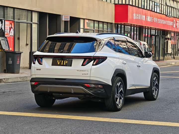 Фото 9 - Hyundai Tucson L