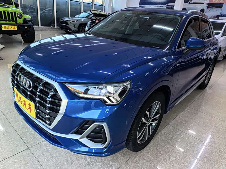 Фото 1 - Audi Q3