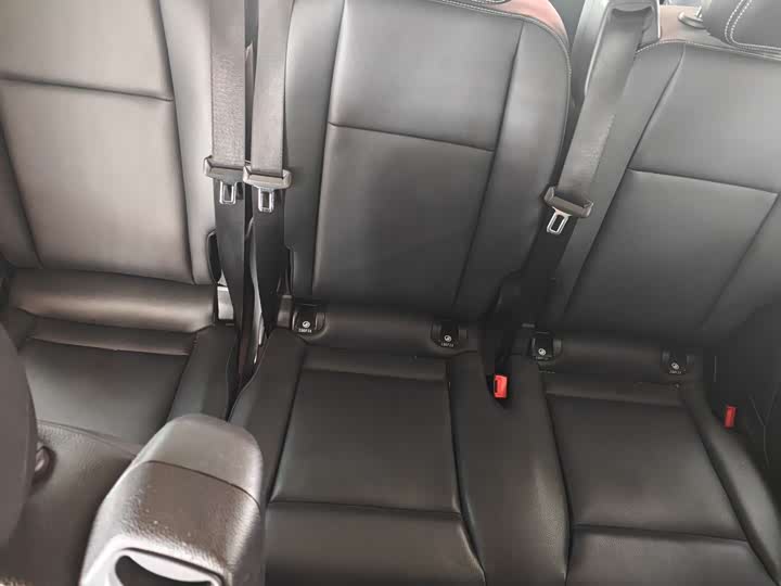 Фото 9 - Mercedes-Benz Vito