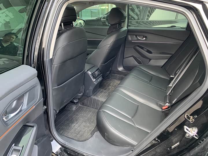 Photo 8 - Honda Accord