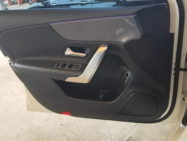 Фото 7 - Mercedes-Benz A-Class