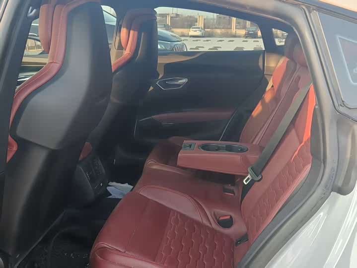 Фото 6 - Audi RS e-tron GT