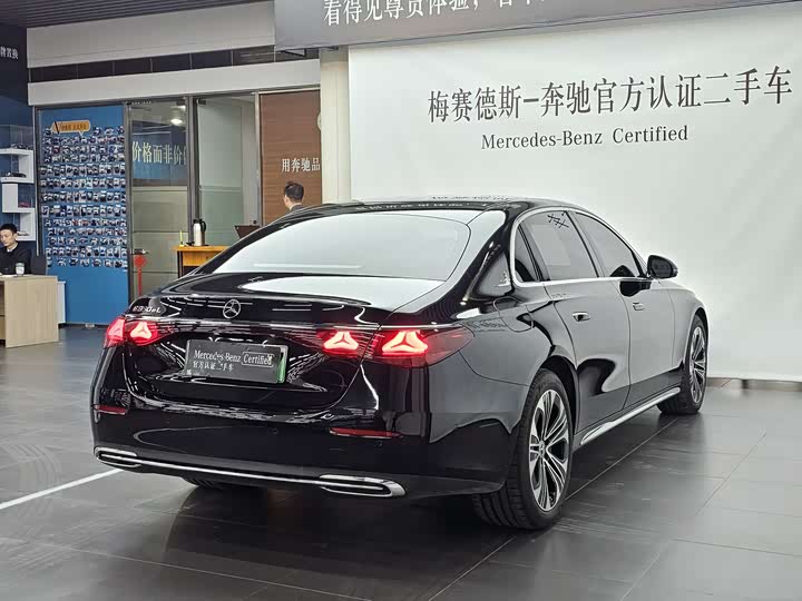 Фото 4 - Mercedes-Benz E-Class Hybrid