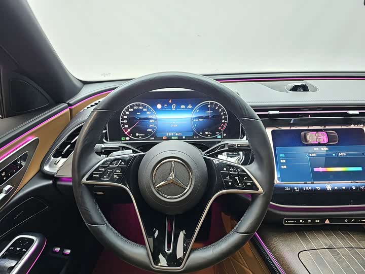 Фото 7 - Mercedes-Benz E-Class Hybrid