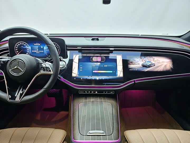 Фото 8 - Mercedes-Benz E-Class Hybrid