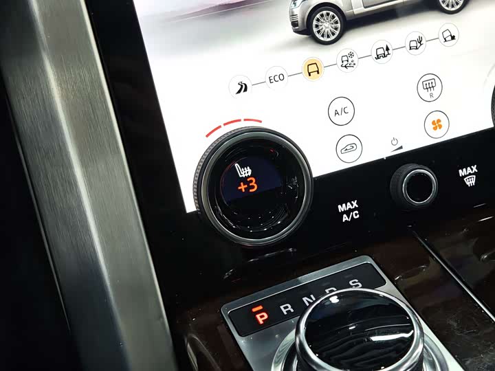 Фото 9 - Land Rover Range Rover