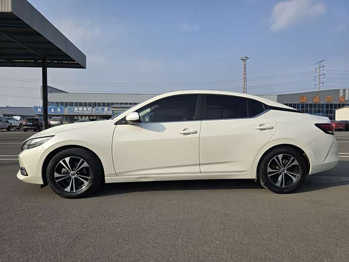 Photo 3 - Nissan Sylphy