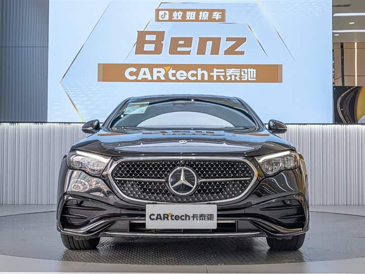 Фото 2 - Mercedes-Benz E-Class