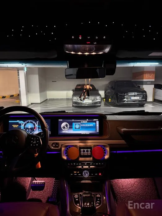 Фото 5 - Mercedes-Benz G-Class