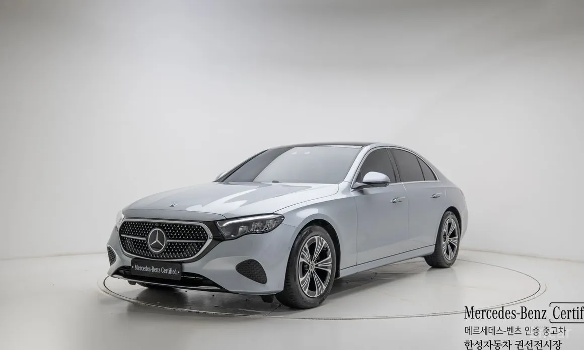 Фото 1 - Mercedes-Benz E-Class