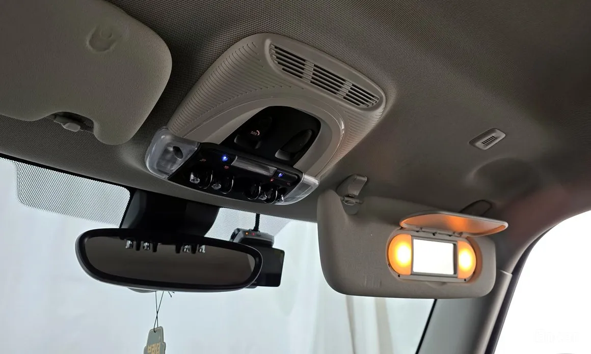 Фото 18 - Mini Cooper