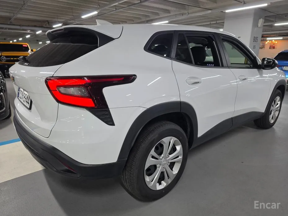 Фото 4 - Chevrolet Trax