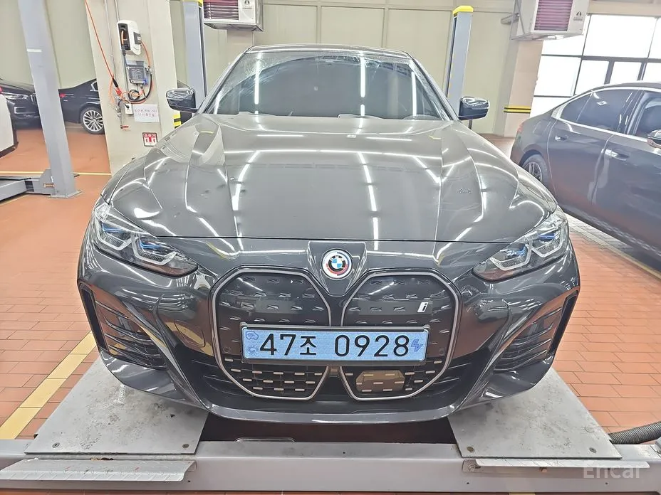 Фото 2 - BMW i4