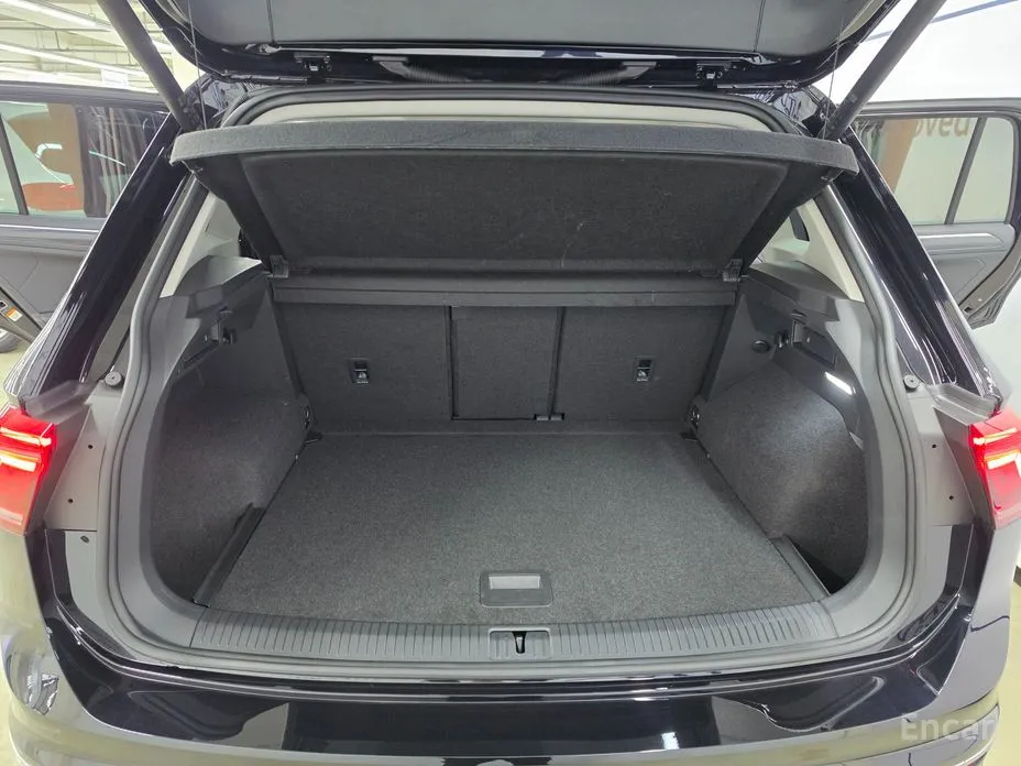 Фото 16 - Volkswagen Tiguan