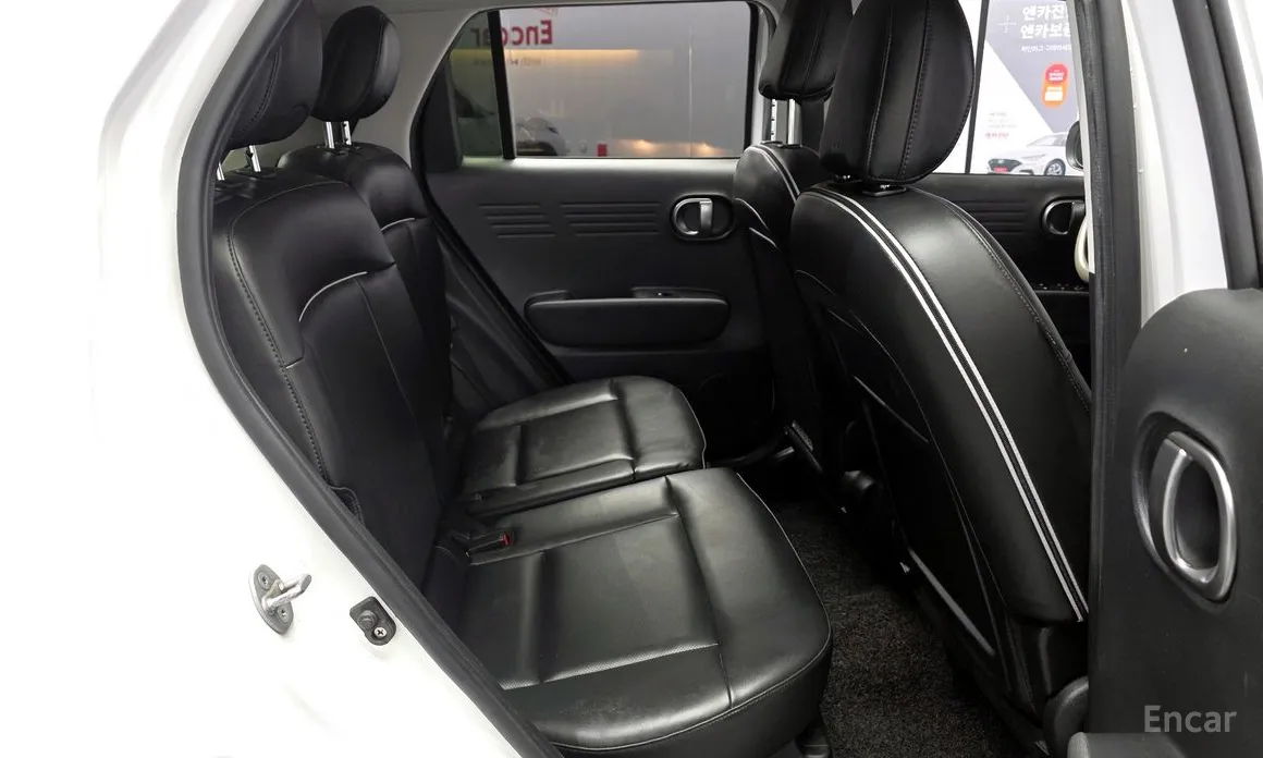 Фото 12 - Hyundai Casper