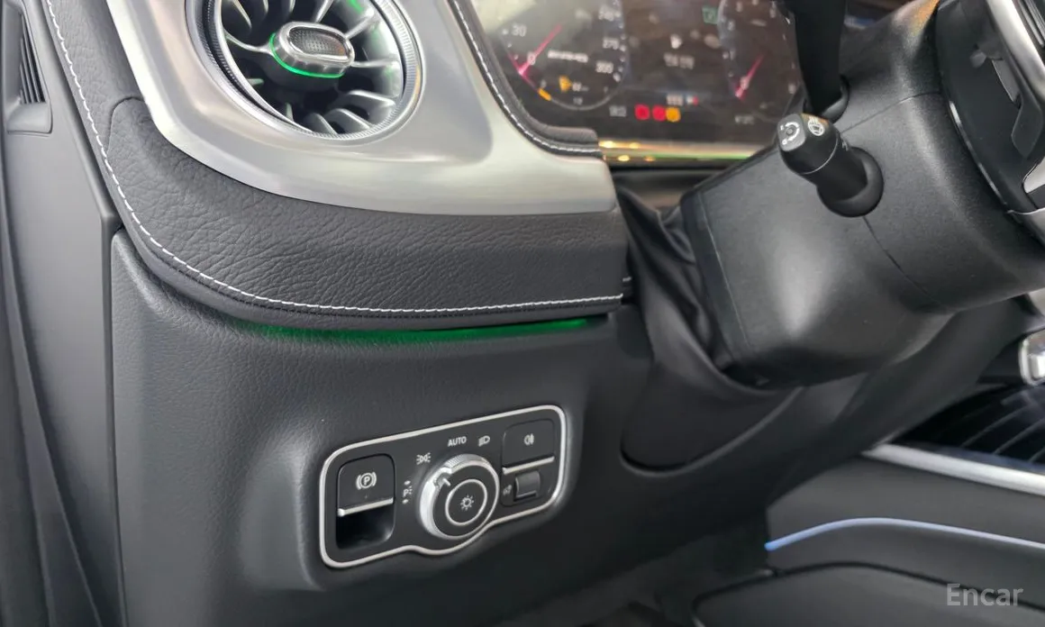 Фото 18 - Mercedes-Benz G-Class