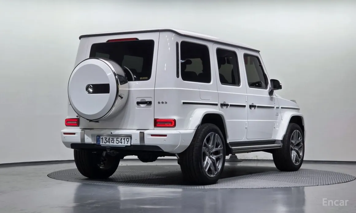 Фото 2 - Mercedes-Benz G-Class