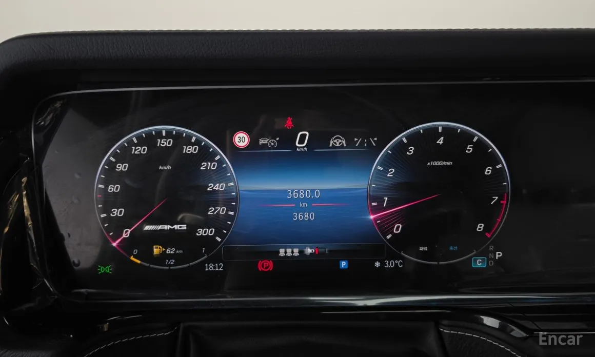 Фото 8 - Mercedes-Benz G-Class