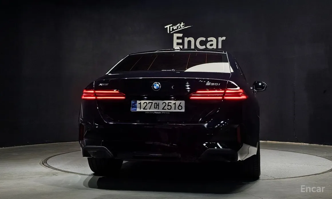 Фото 4 - BMW 5 Series