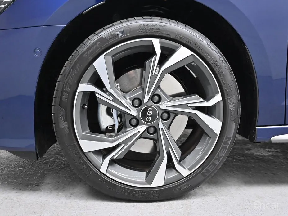 Фото 5 - Audi A3