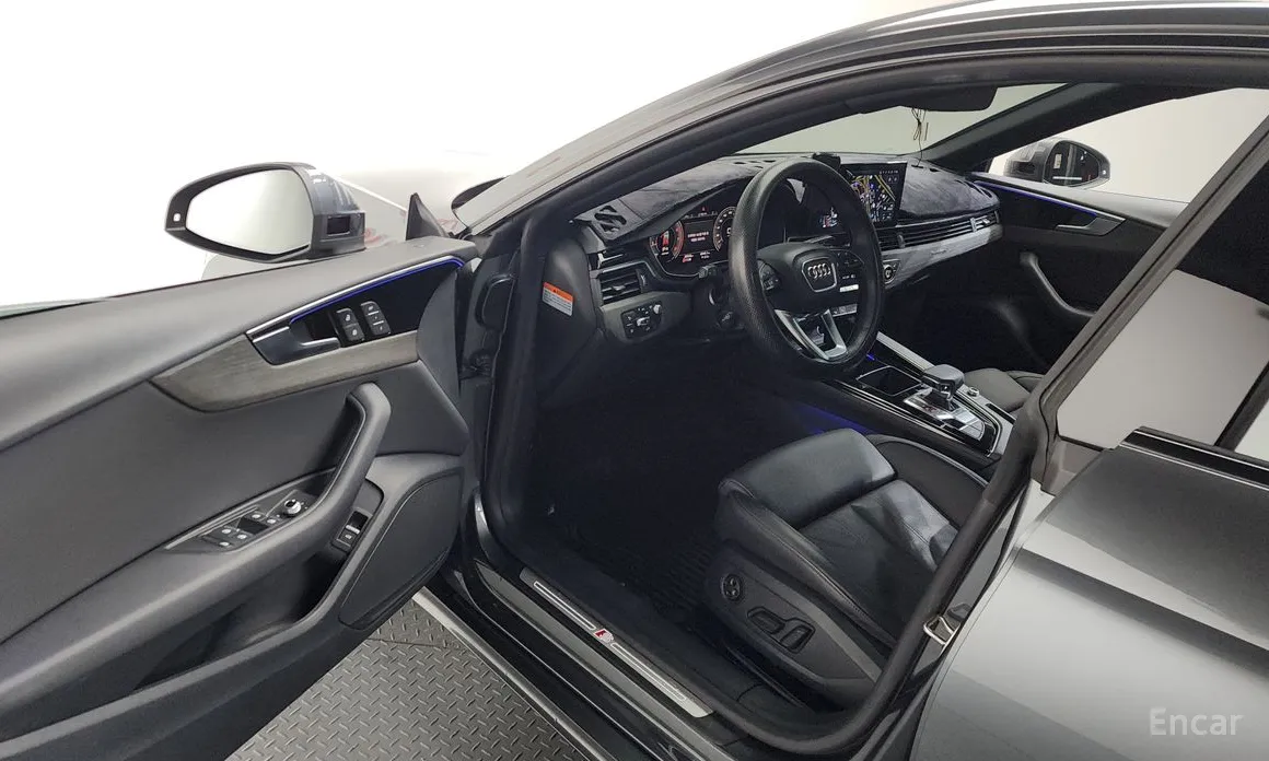 Фото 10 - Audi A5