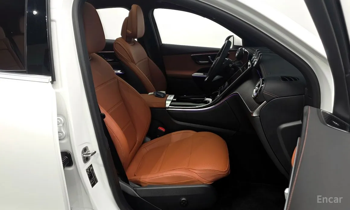 Фото 11 - Mercedes-Benz GLC-Class