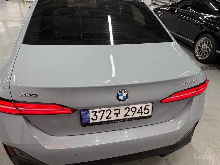 Фото 3 - BMW 5 Series