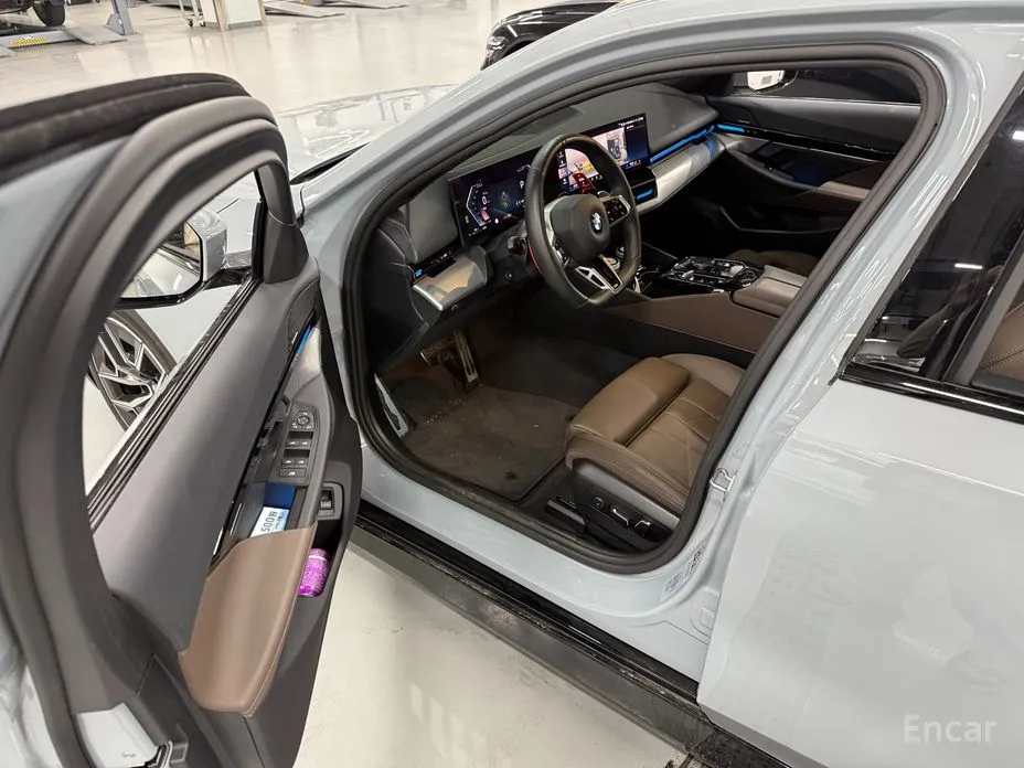 Фото 5 - BMW 5 Series