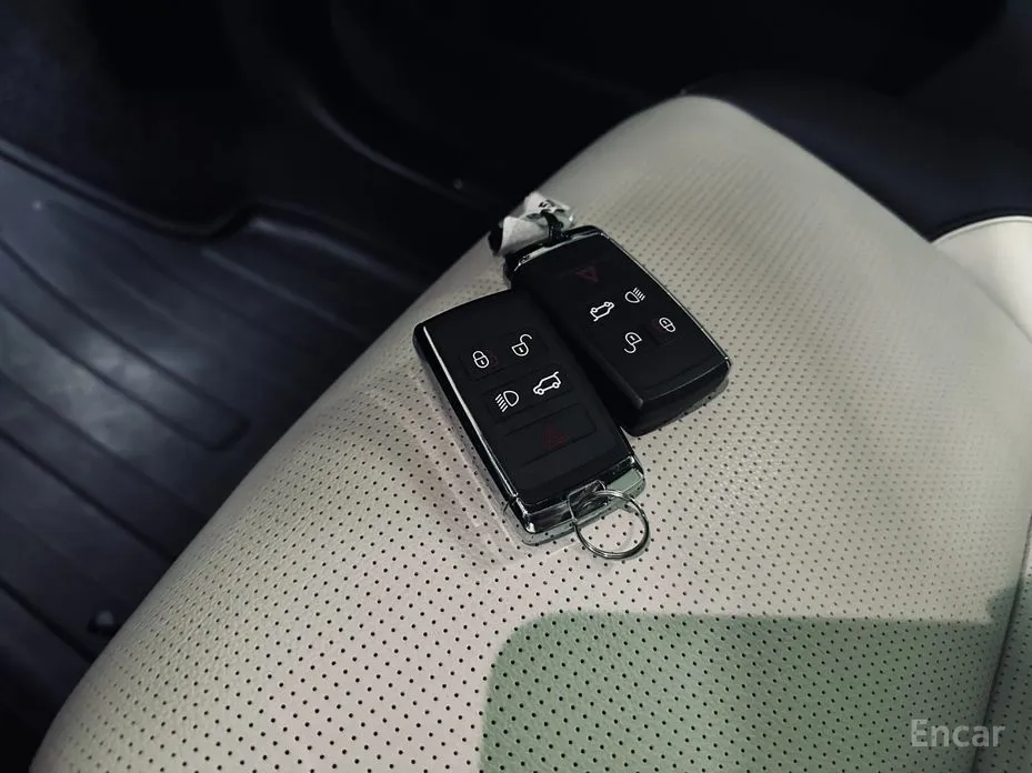 Фото 16 - Land Rover Discovery Sport