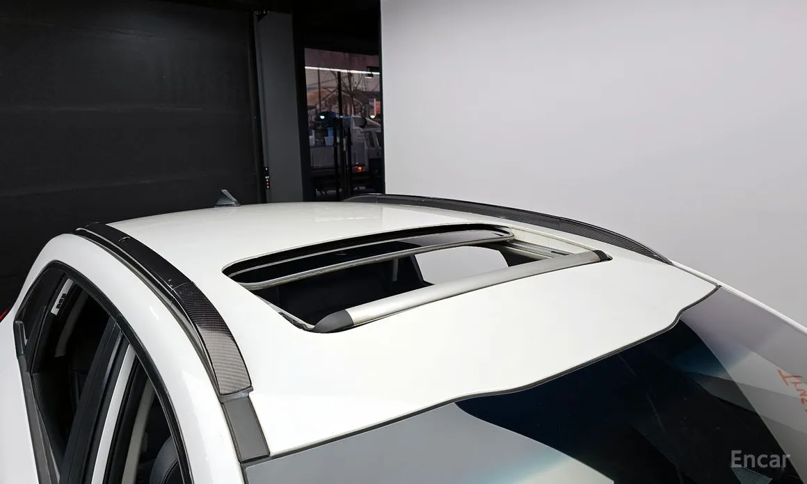 Фото 17 - Kia Niro