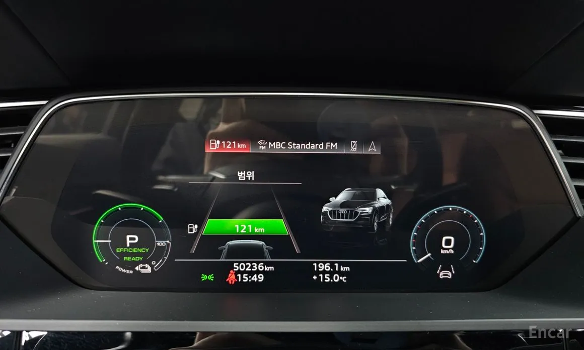 Фото 8 - Audi e-tron