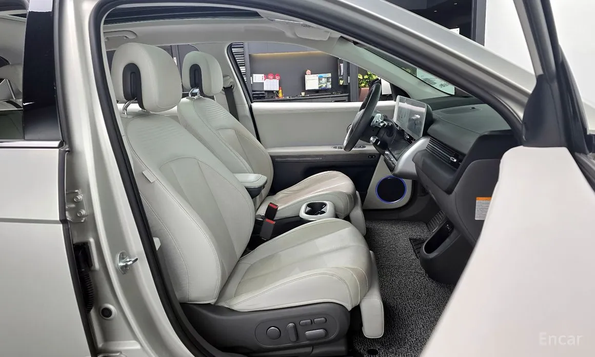 Photo 10 - Hyundai Ioniq 5